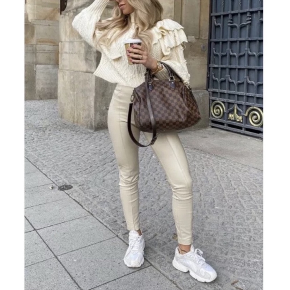 New Zara ECRU FAUX LEATHER HIGH RISE LEGGINGS